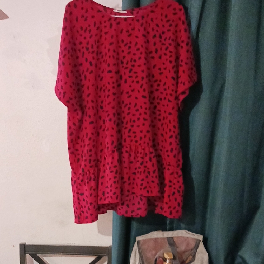 Elegant Red and Black Patterned Blouse